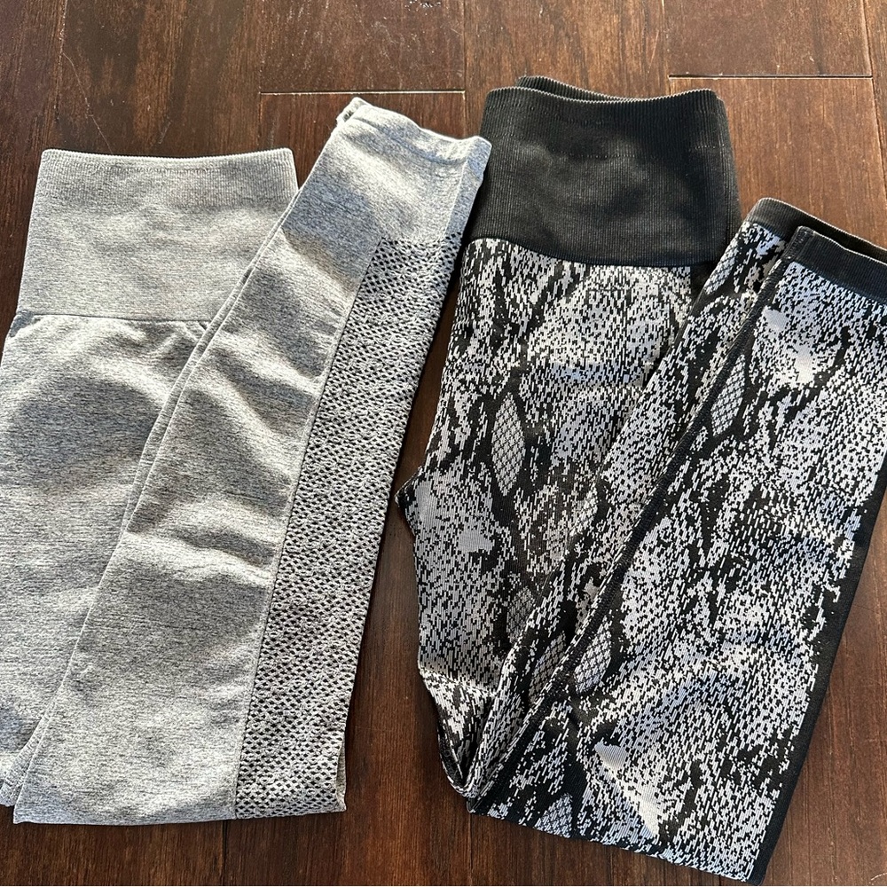Bundle of 2 Thick Textured Athletic Yoga Running Leggings, Sz XS